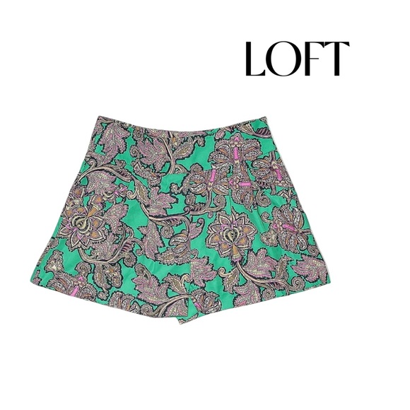 LOFT Pants - LOFT Women's High Wasted Green Paisley Floral Shorts Sz 2 EUC
